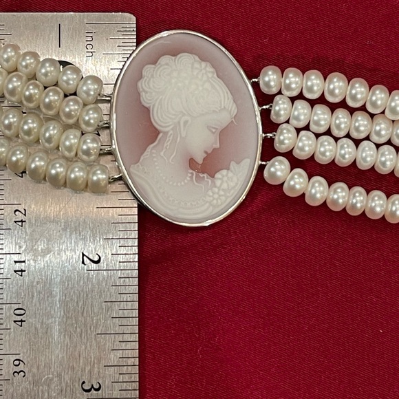 Vintage Imperial Sterling Pearl Necklace Carved Cameo Necklace - Picture 9 of 10